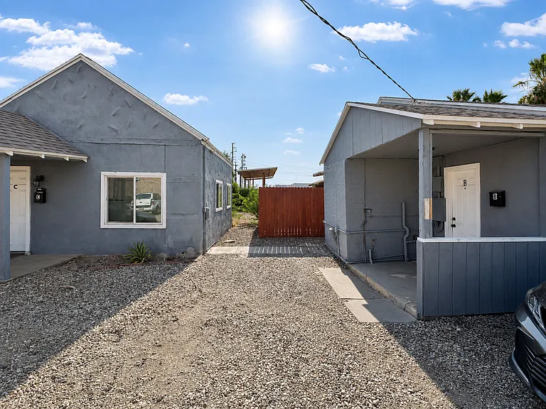 5915 W Palmaire Ave — Photo 17