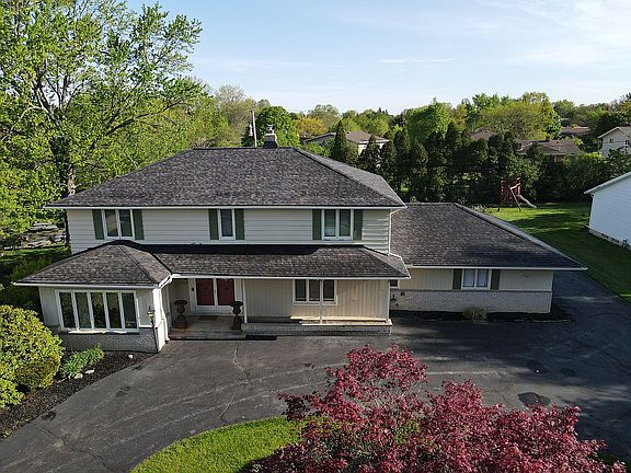 3rd image of 24495 Shaker Blvd