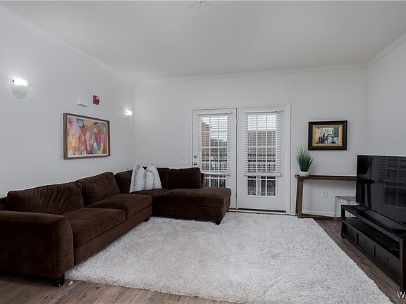2nd image of 1901 5th Ave E Unit 1212