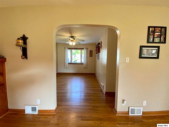 5th image of 5 Highland Ct