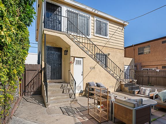 2nd image of 3669 Van Dyke Ave #1/2