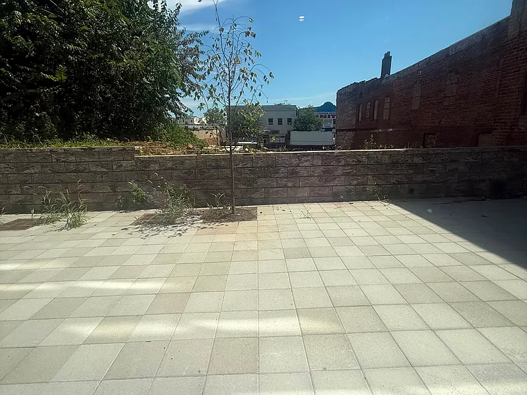 74 Webster St #1C — Photo 5