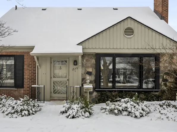1239 Washtenaw Ave, Ypsilanti, MI 48197