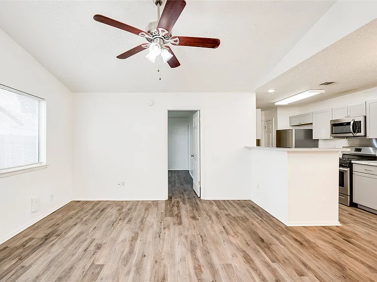7918 W Gate Blvd — Photo 17