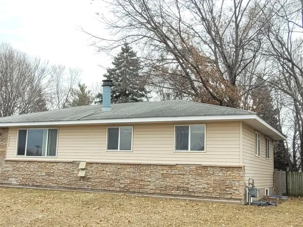 1034 Sunny Ln, Anoka, MN 55303