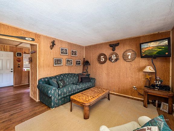 5th image of 520 N Arrowhead Trl
