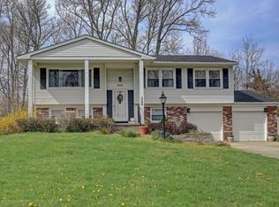 322 Pinebrook Rd, Manalapan, NJ 07726