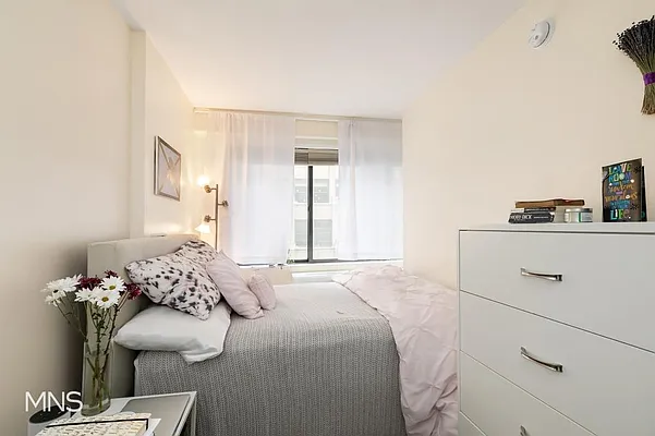 Rented by MNS Marketing | media 18