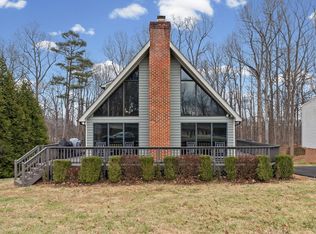 304 Cambridge Dr, Lynchburg, VA 24502