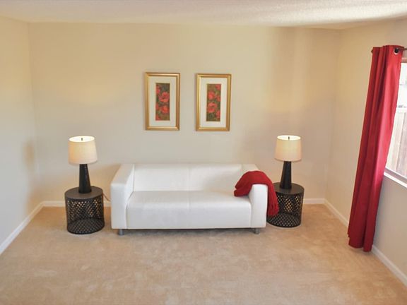2nd image of 3830 Cas Dr