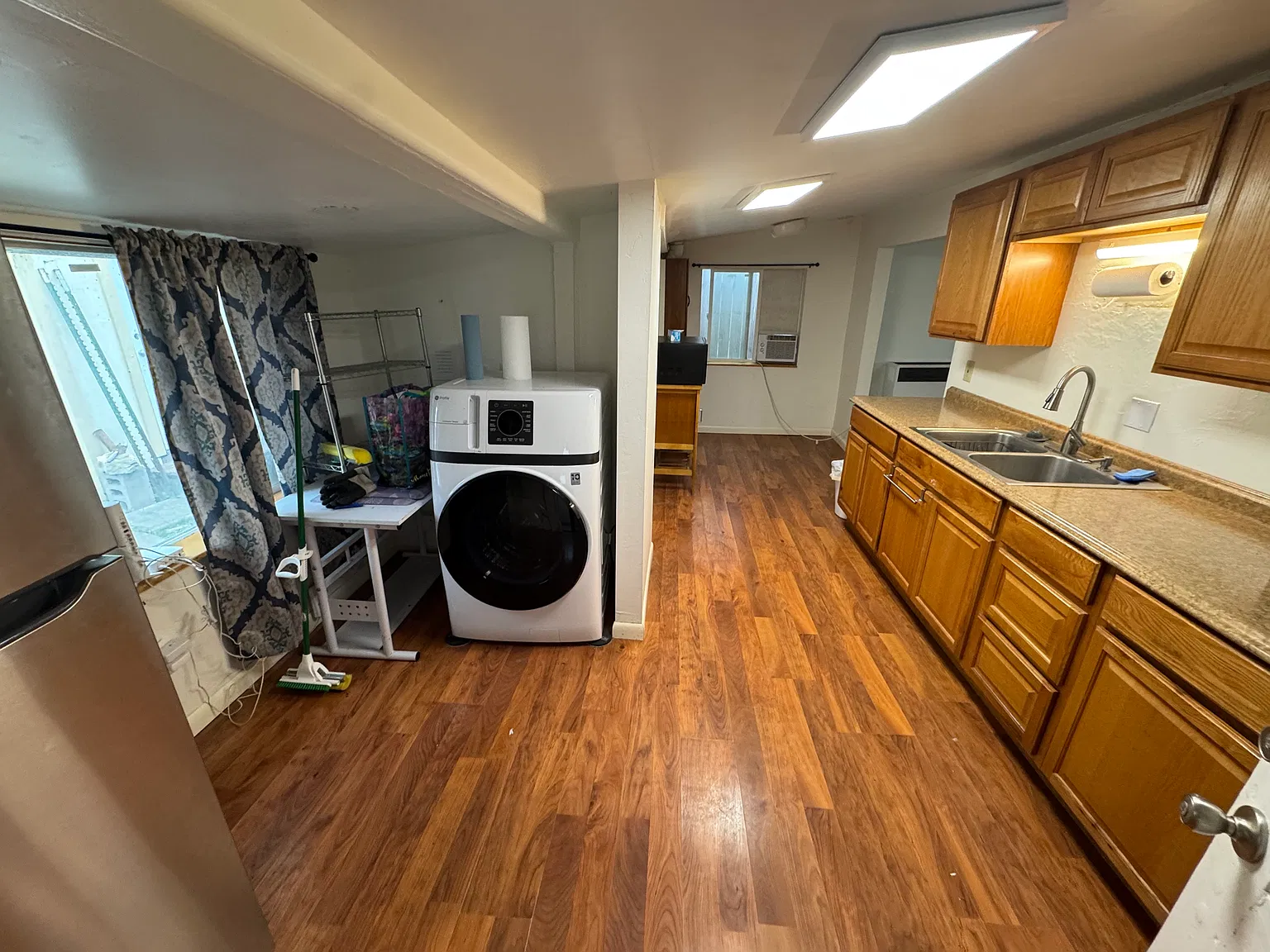 1 bed, 542 sqft, $1,300 — Photo 2