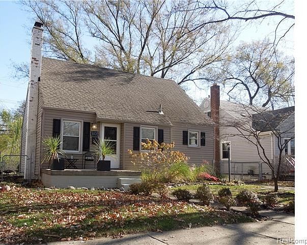 608 Meadowdale