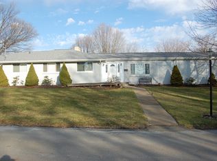 106 Mayer Dr, Pittsburgh, PA 15237