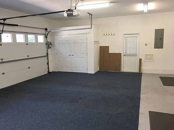2nd image of 297 SW Russwood Ter