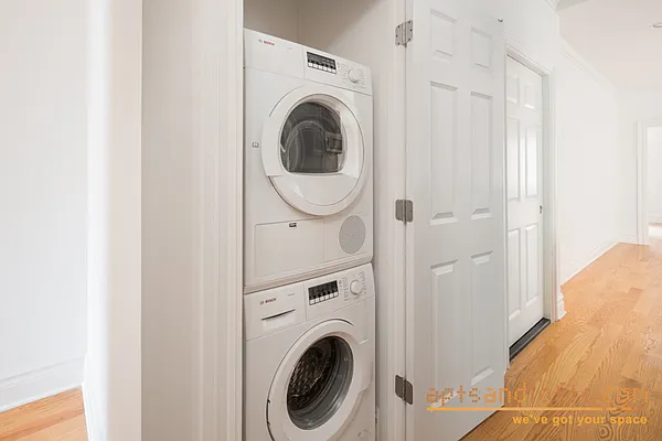 Rented by aptsandlofts.com | media 18