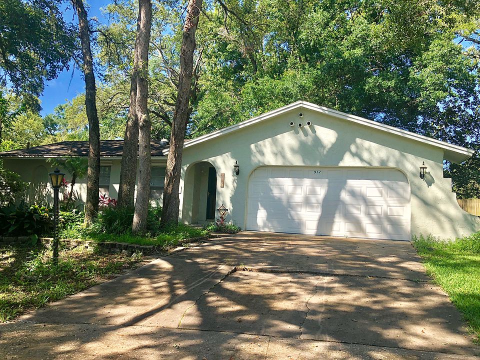 1st image of 912 Wrenwood Ln
