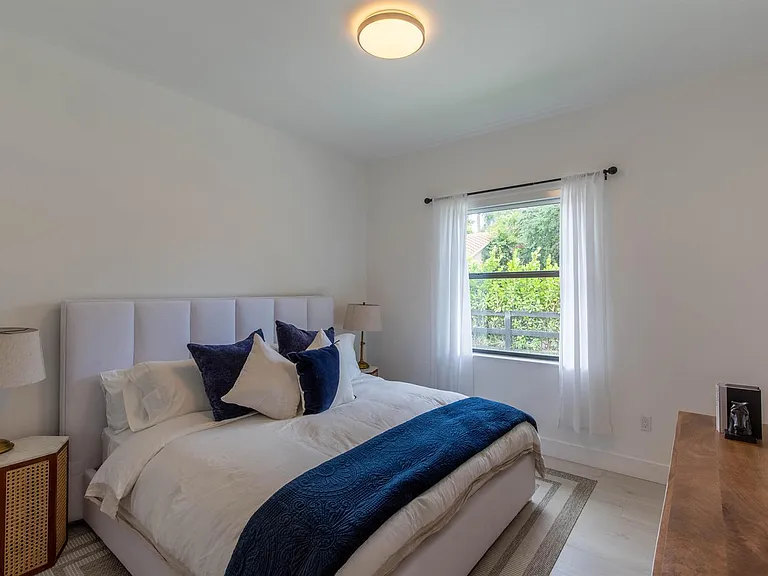 14794 Rolling Rock Pl — Photo 32