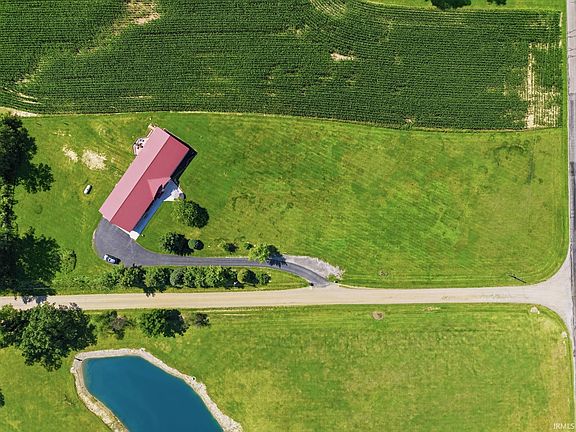 3rd image of 6095 E Division Rd