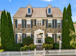 933 Gentlewood St, Gaithersburg, MD 20878