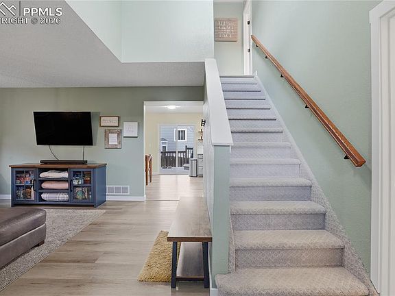 5th image of 5833 Wisteria Dr