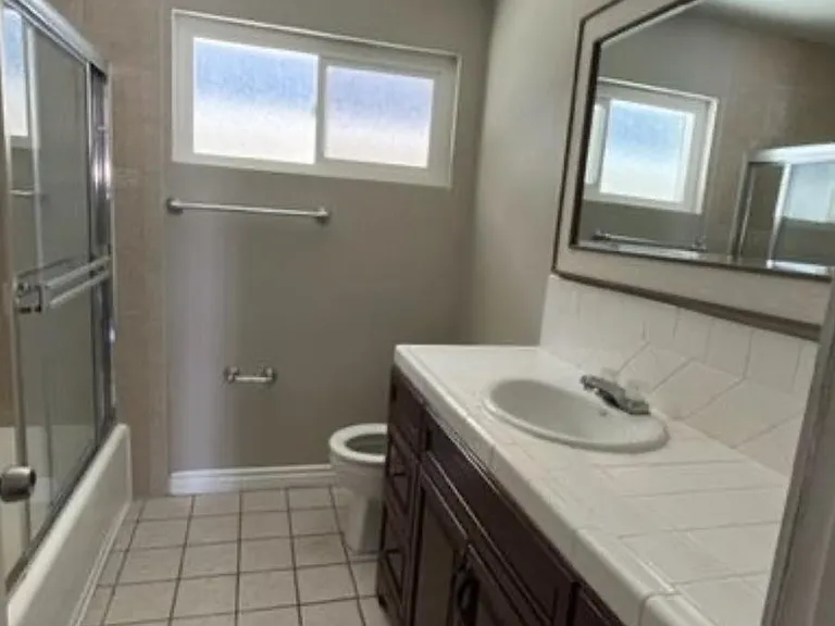 25822 Walnut St #1 — Photo 14
