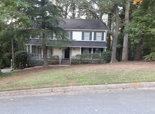 988 Hampton Trl, Lilburn, GA 30047