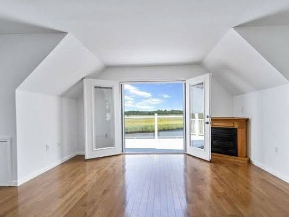 2nd image of 242 Dock Rd