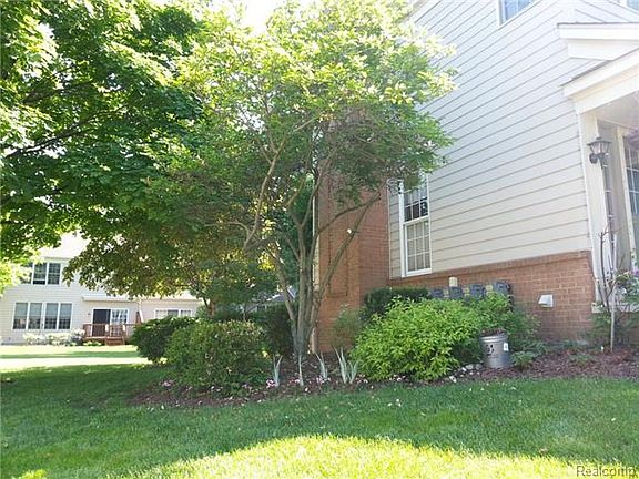2nd image of 16329 Brookwood Ct #11