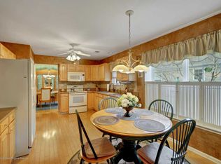 7 Oakmont Rd, Lakewood, NJ 08701