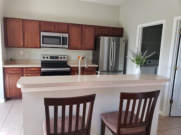 2nd image of 10083 Moorshire Cir