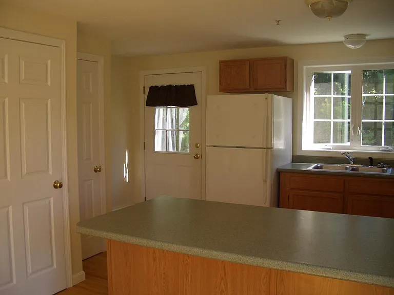 18 Carriage Ln — Photo 7