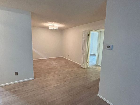 444 N Clay Ave APT 2N, Saint Louis, MO 63122