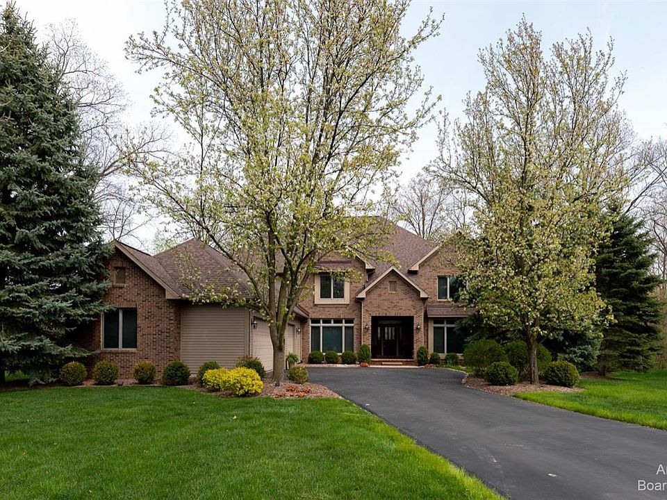 1st image of 4560 Boxwood Ct