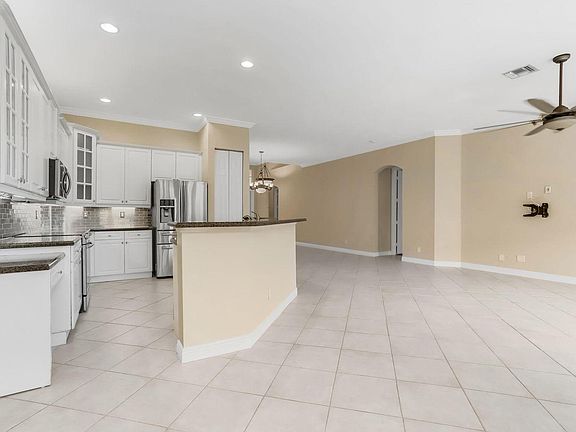 5th image of 5440 Linton Blvd