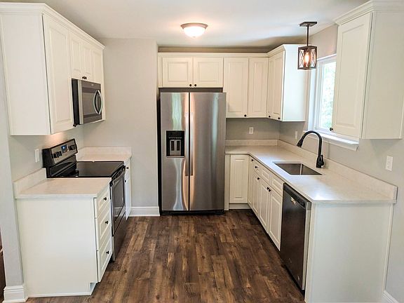 5th image of 68 Mimosa St