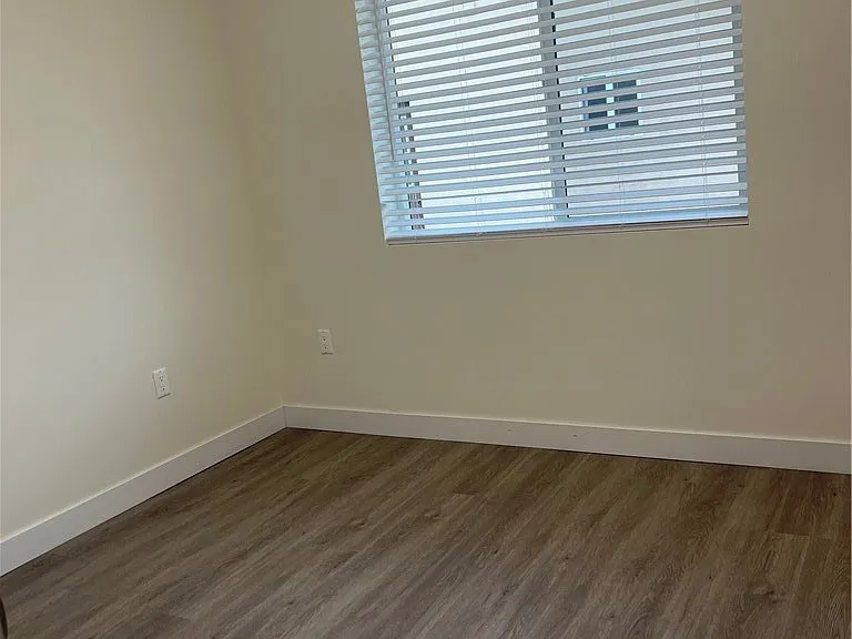 11903 Deana St — Photo 6