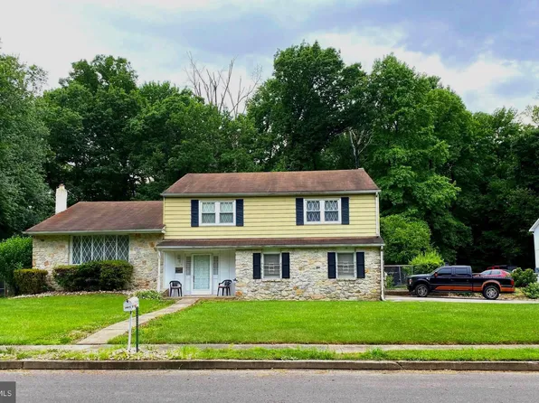1017 Clemens Ct, Bensalem, PA 19020