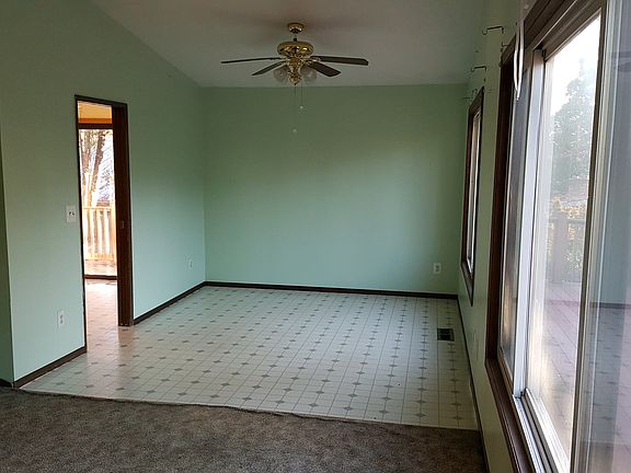 5th image of 4181 NE El Camino Dr