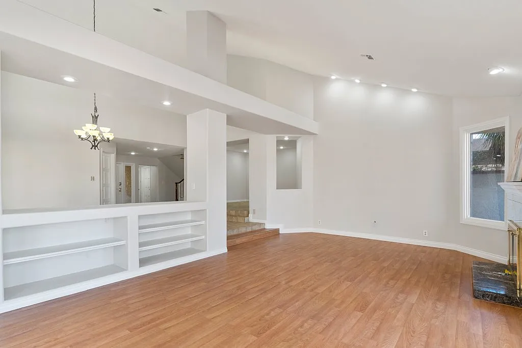 7656 Boca Raton Dr — Photo 2