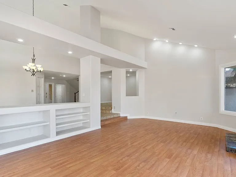 7656 Boca Raton Dr — Photo 2