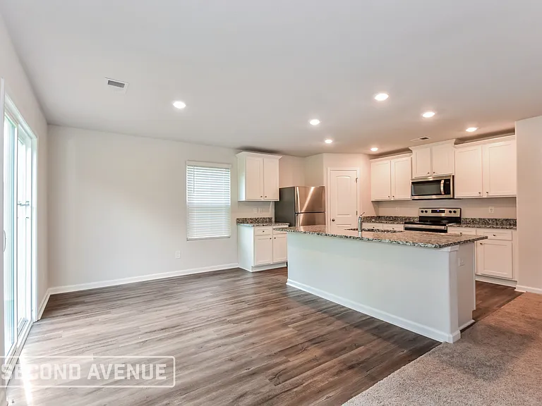 332 Sundew Rd — Photo 6