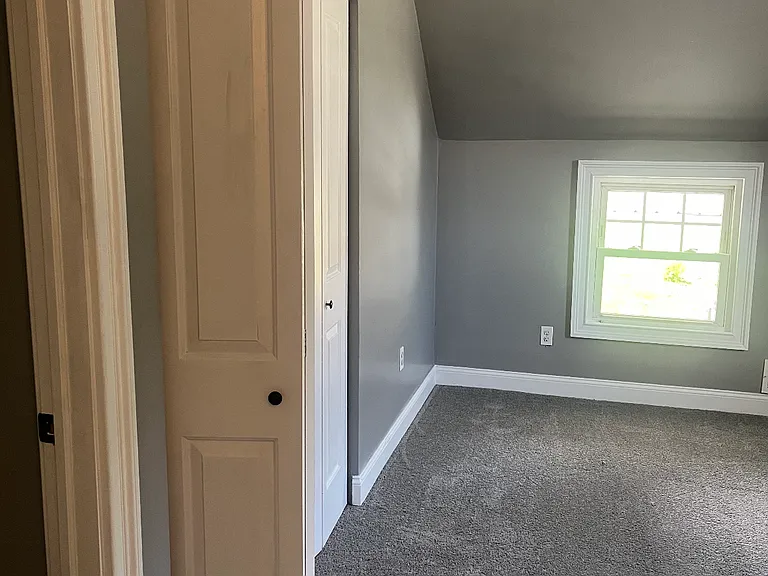 839 Steuben St — Photo 10