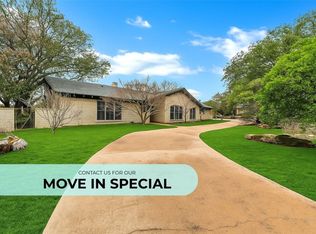 26 Bounty Rd E, Benbrook, TX 76132