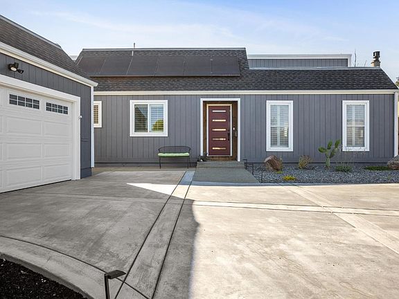 3rd image of 2408 Topaz Drive