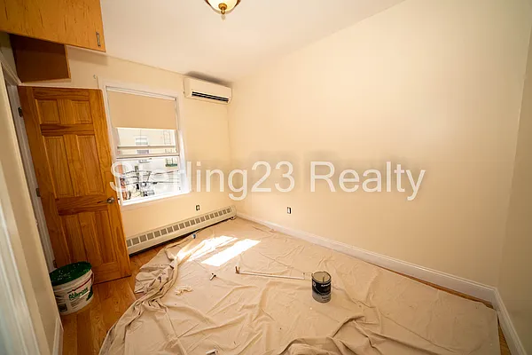 Rented by Sterling Realty Solution Inc | media 28