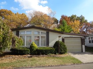 2673 Skylark St, Rochester Hills, MI 48309