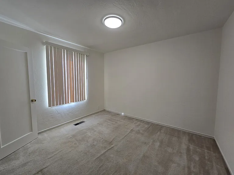 1636 Virginia St — Photo 19