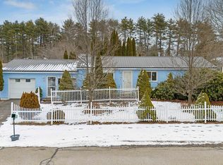 16 Simonds Rd, Portsmouth, NH 03801