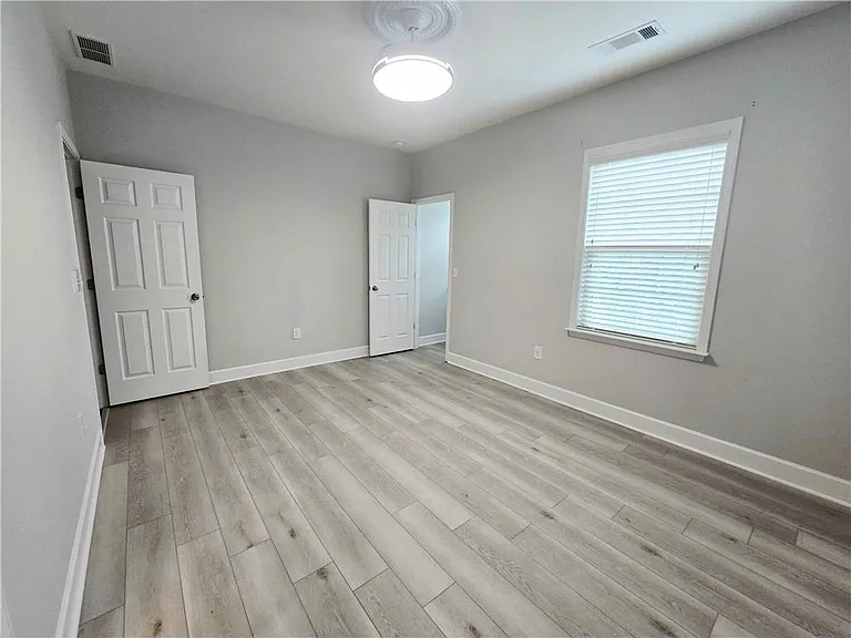 123 Barkley Ln — Photo 32
