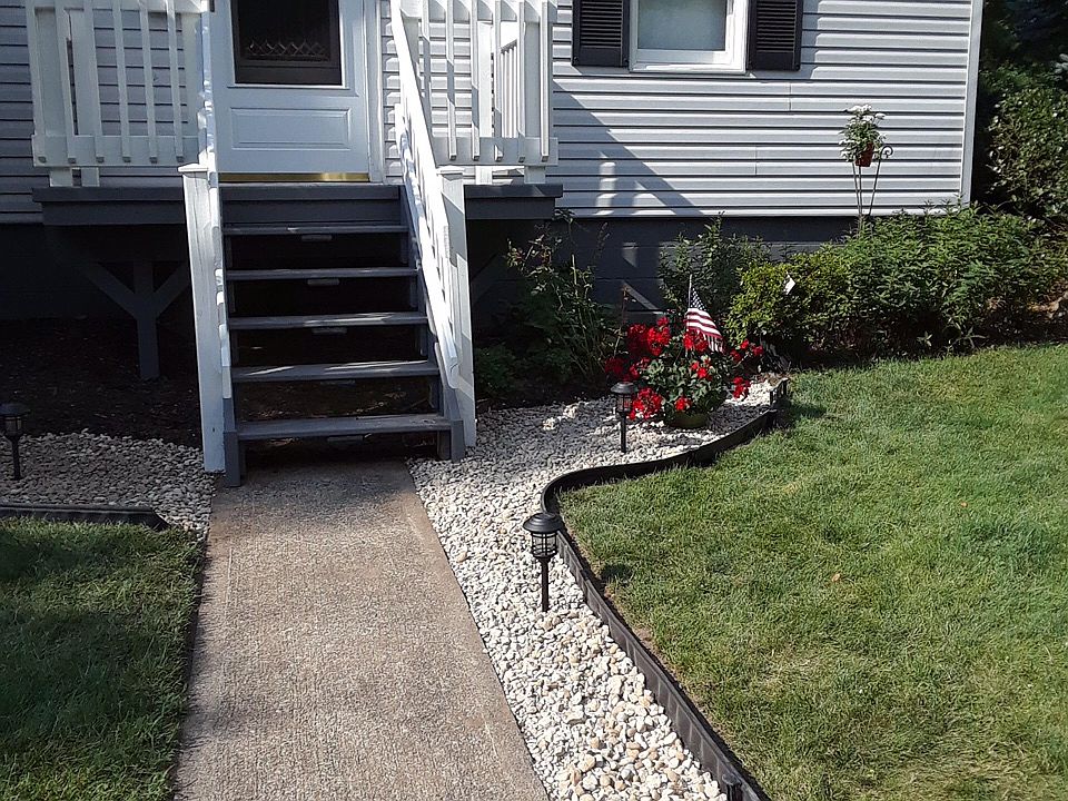 1st image of 449 Loomis Ave